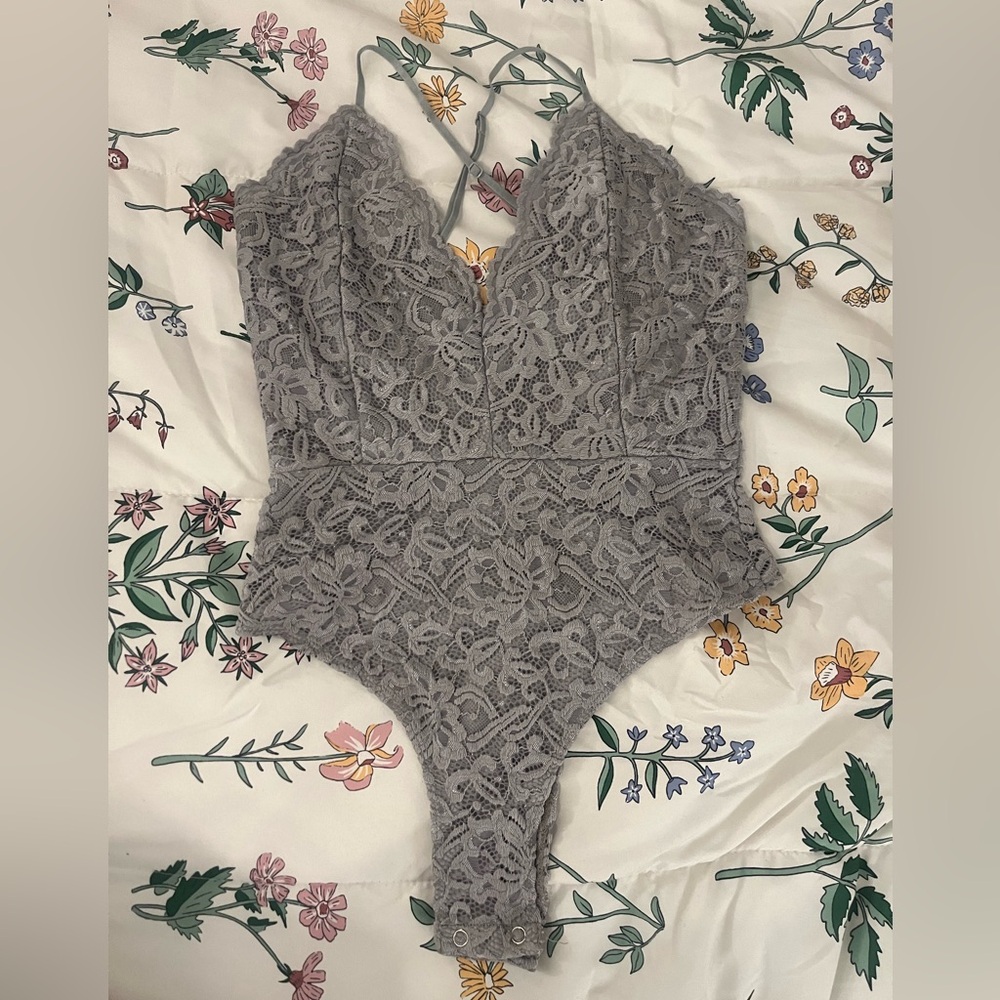 Flirty gray lace bodysuit, never worn